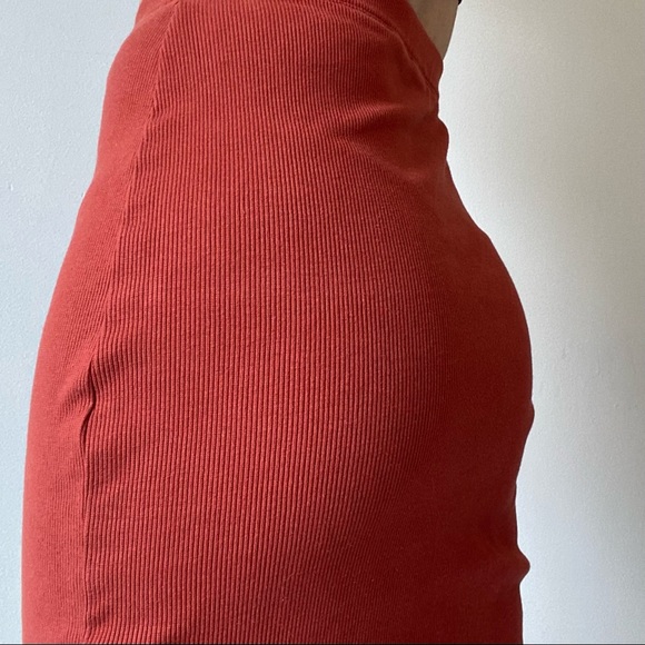 Pencil Skirt - Picture 2 of 3